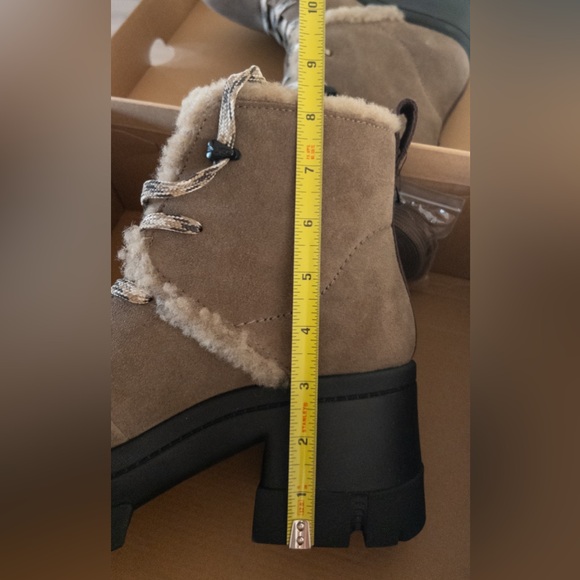 NWT NIB UGG Brooklyn Hiker Suede Sheepskin Platform Boots Hickory Brown Size 8 - Picture 11 of 11